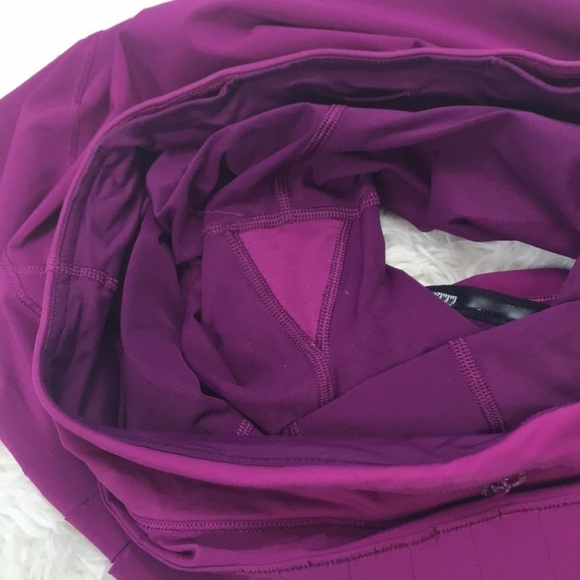 Lululemon Circuit Breaker Skirt (Regular) Deep Fuschia - Picture 7 of 7
